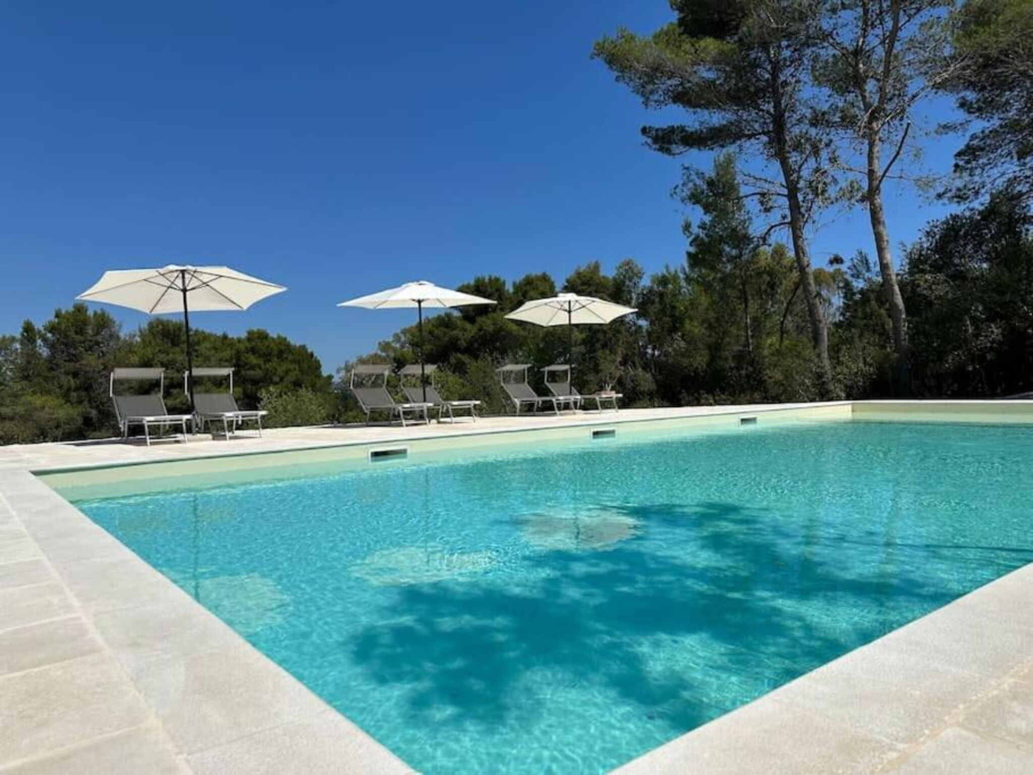 Charming Poolside Villa in Locorotondo