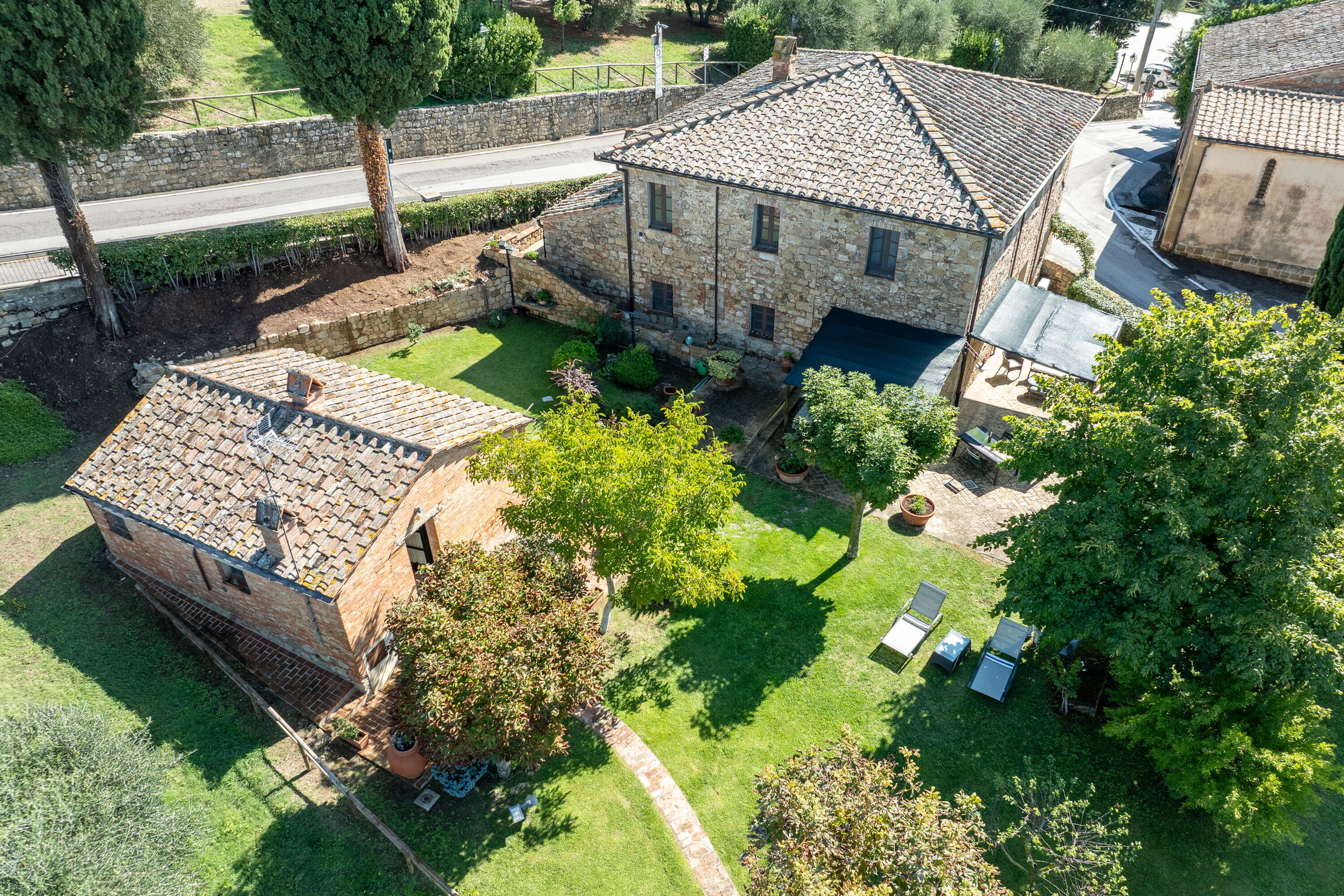 Charming Three Bedroom Cottage in Tuscany