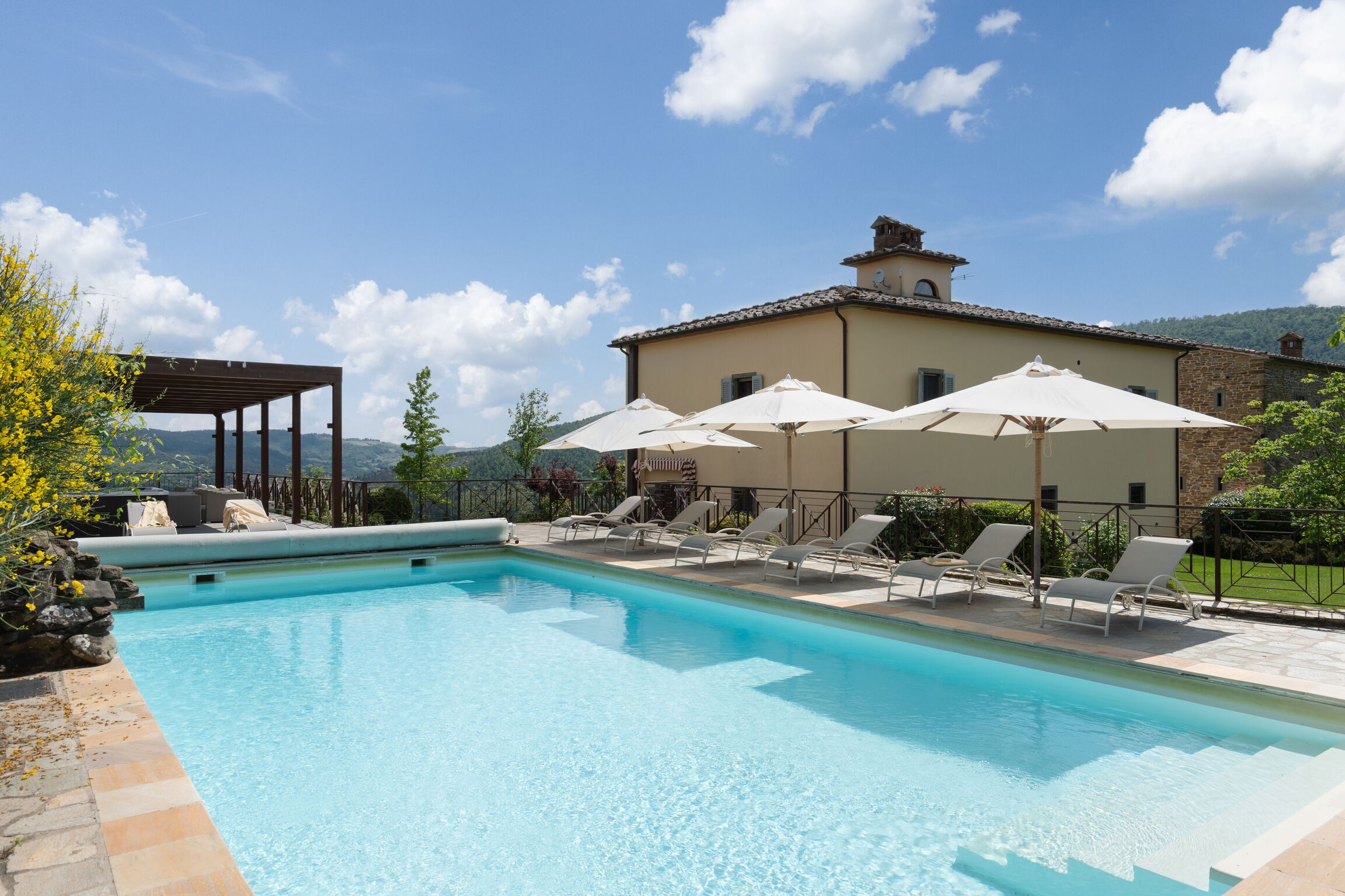 Terrace Seven Bedroom Villa in Tuscany